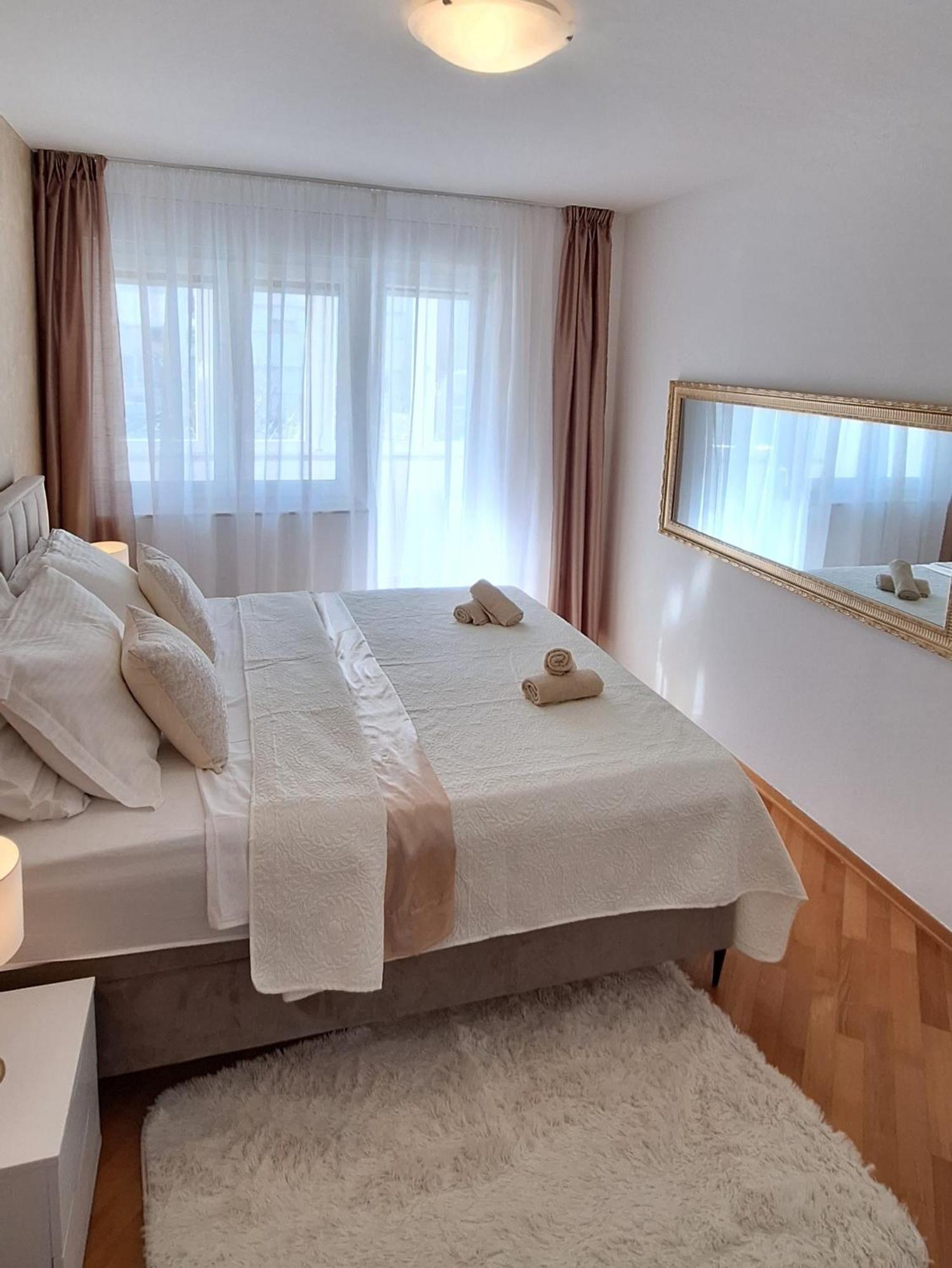Apartment Leona Split Buitenkant foto